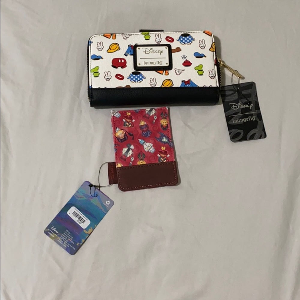 Loungefly wallet set